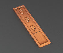 Load image into Gallery viewer, Circulated Weathered Long Credit Chip