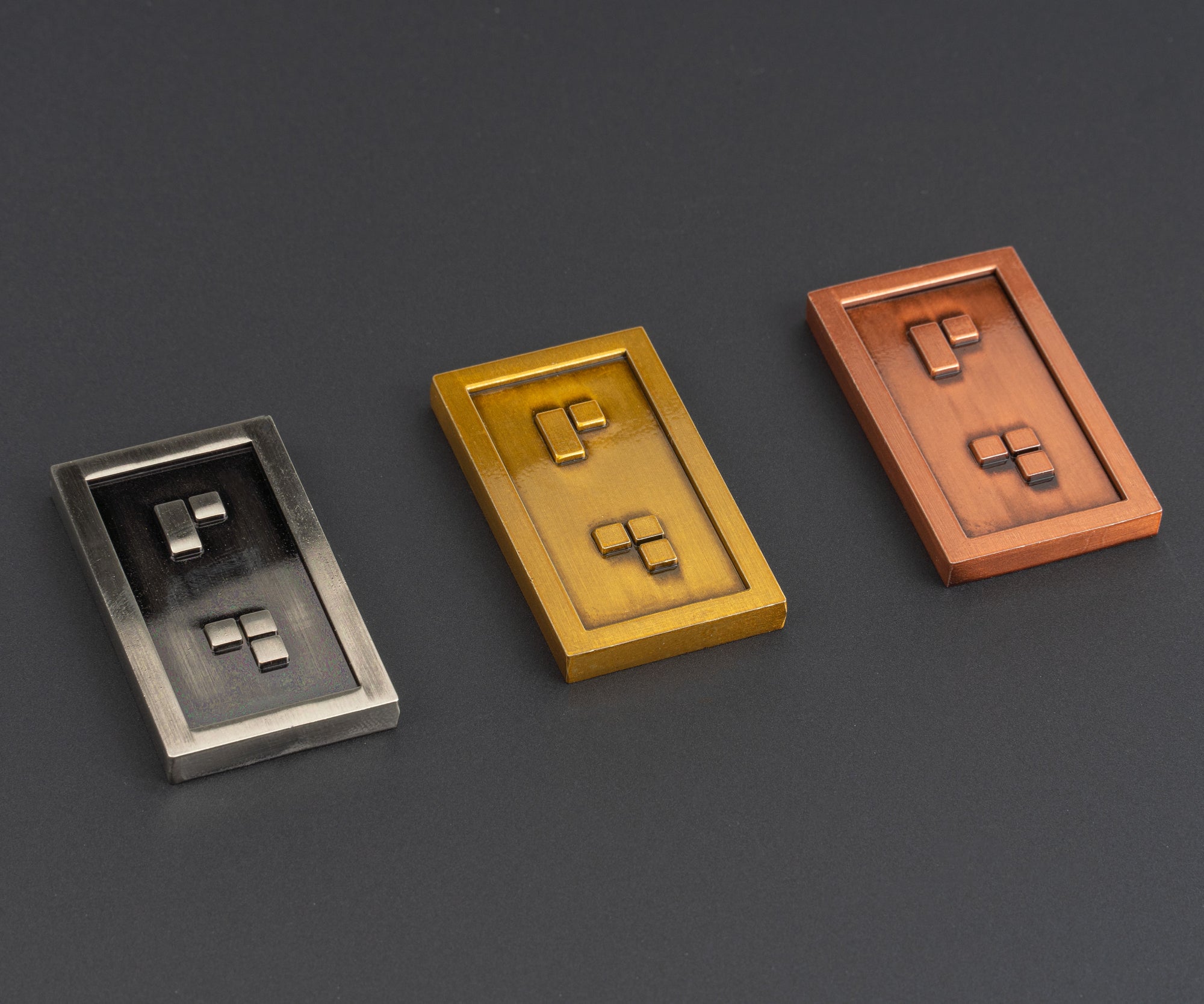 Circulated Weathered Short Credit Chip