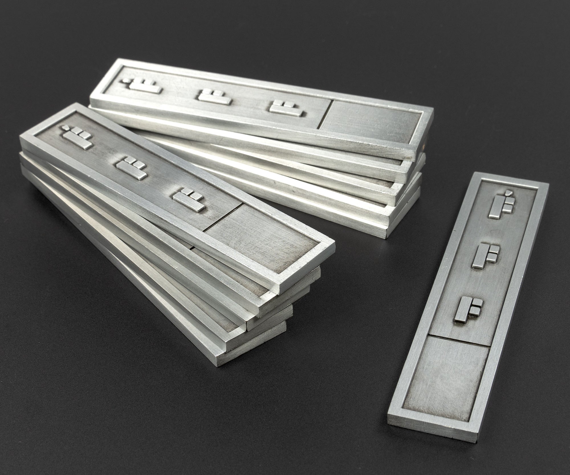 Circulated Weathered Long Credit Chip