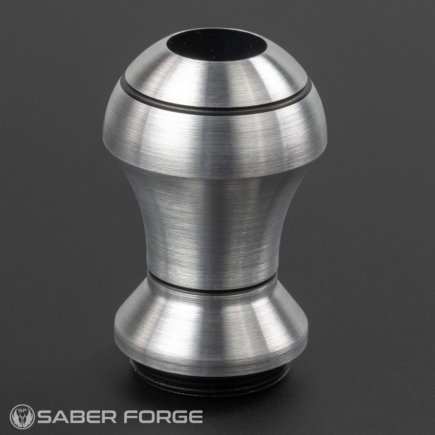 11 Pommel