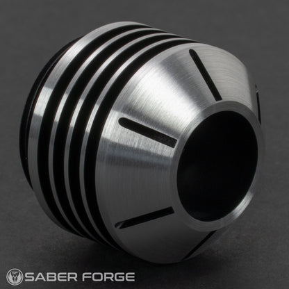 04 Pommel
