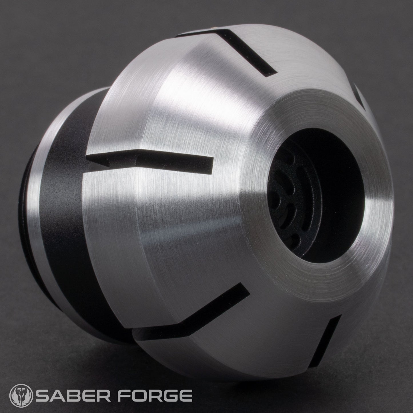 01 Pommel