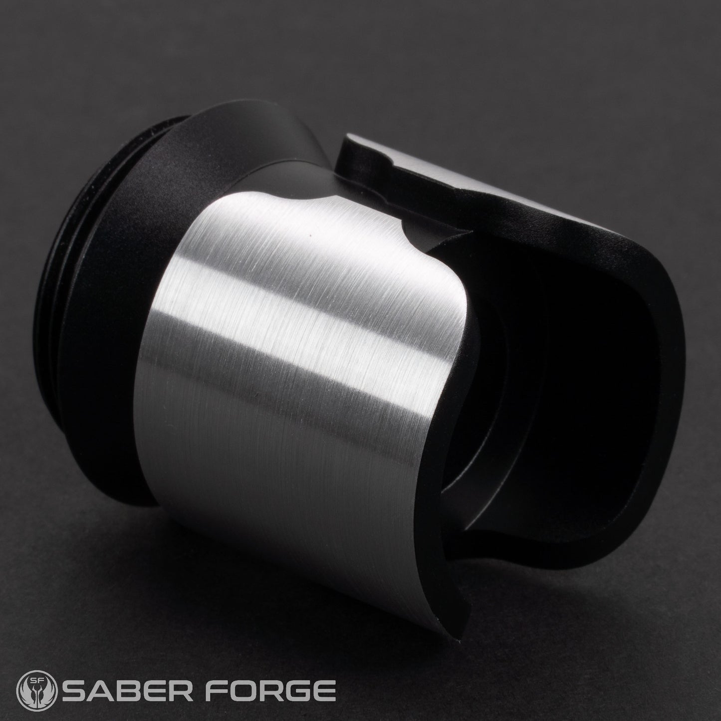 Nomad Pommel