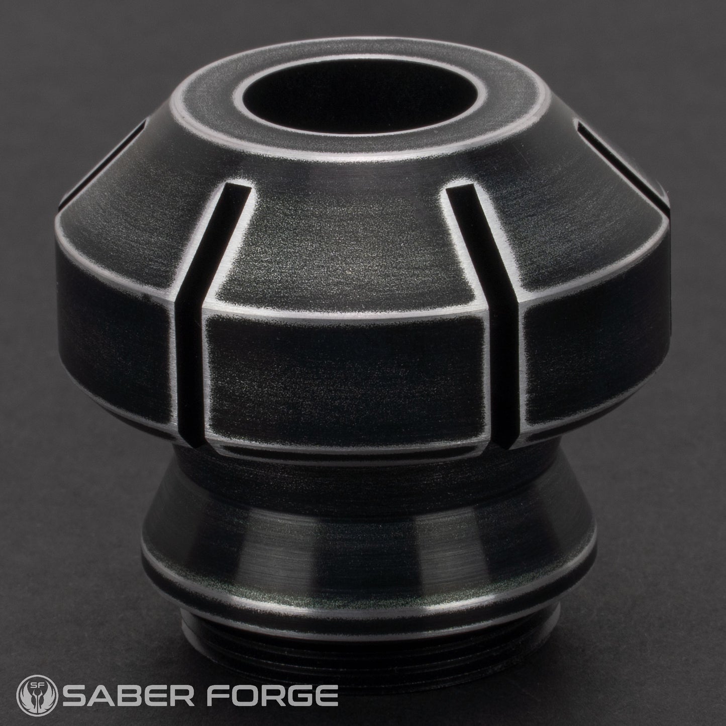 01 Pommel