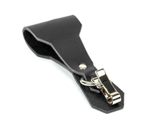Load image into Gallery viewer, Saber D Ring Leather Clip

