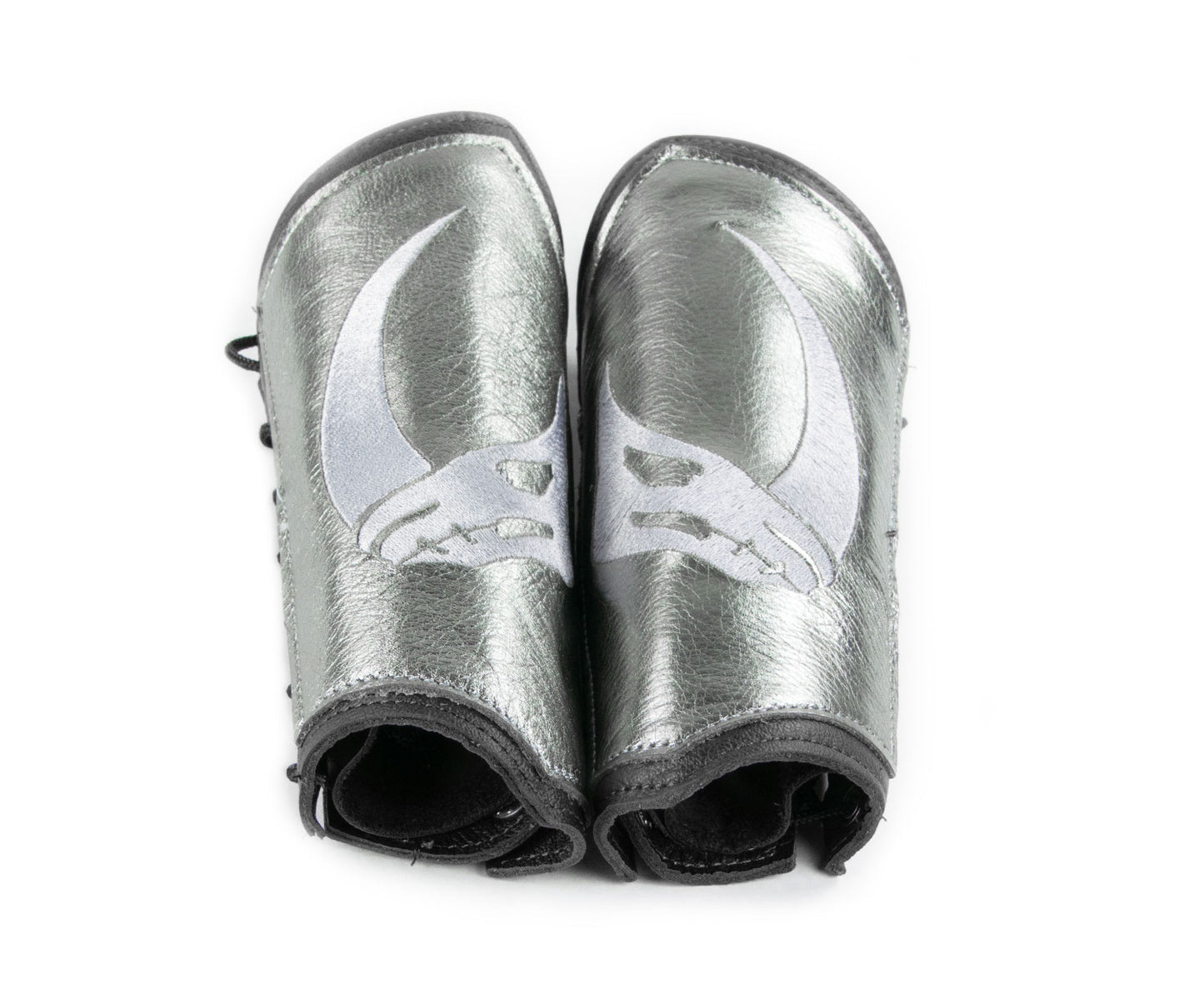 Star Rhino Leather Bracers