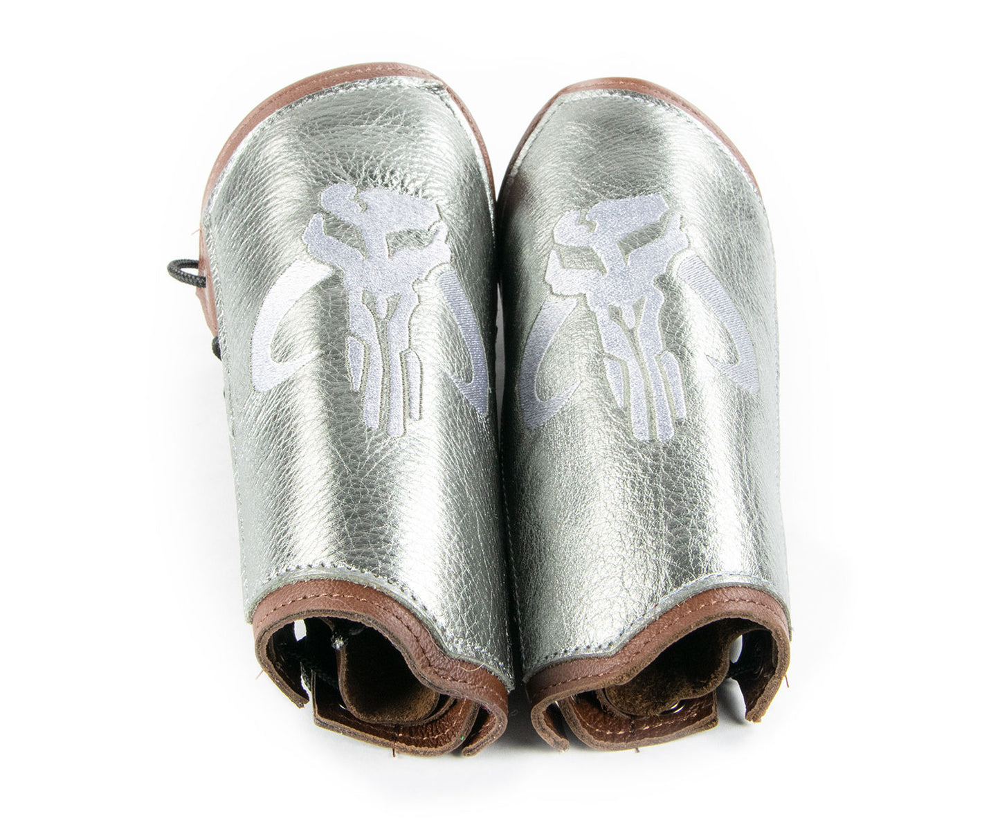 Mythaskull Leather Bracers
