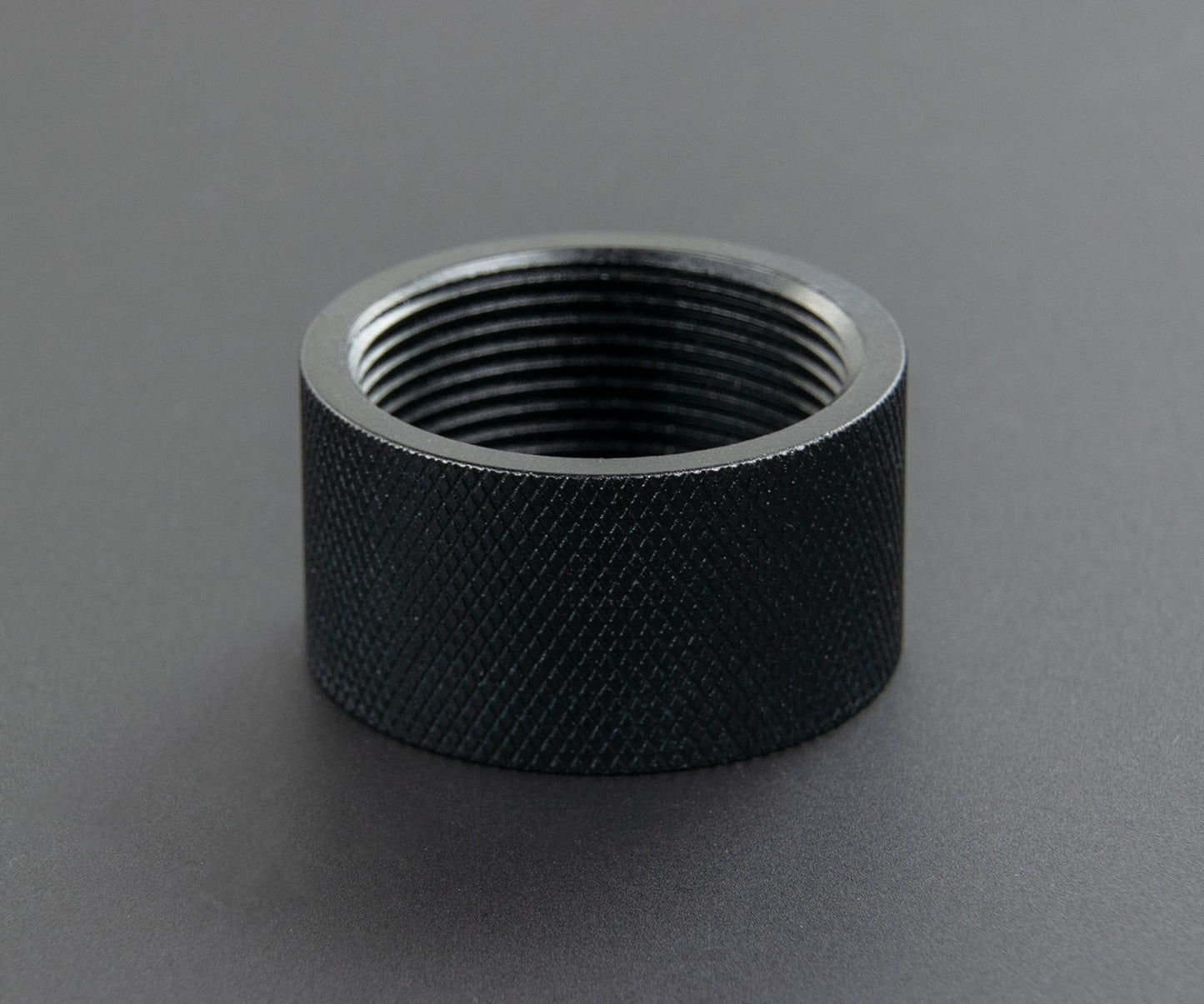 Coupler Knurled Female